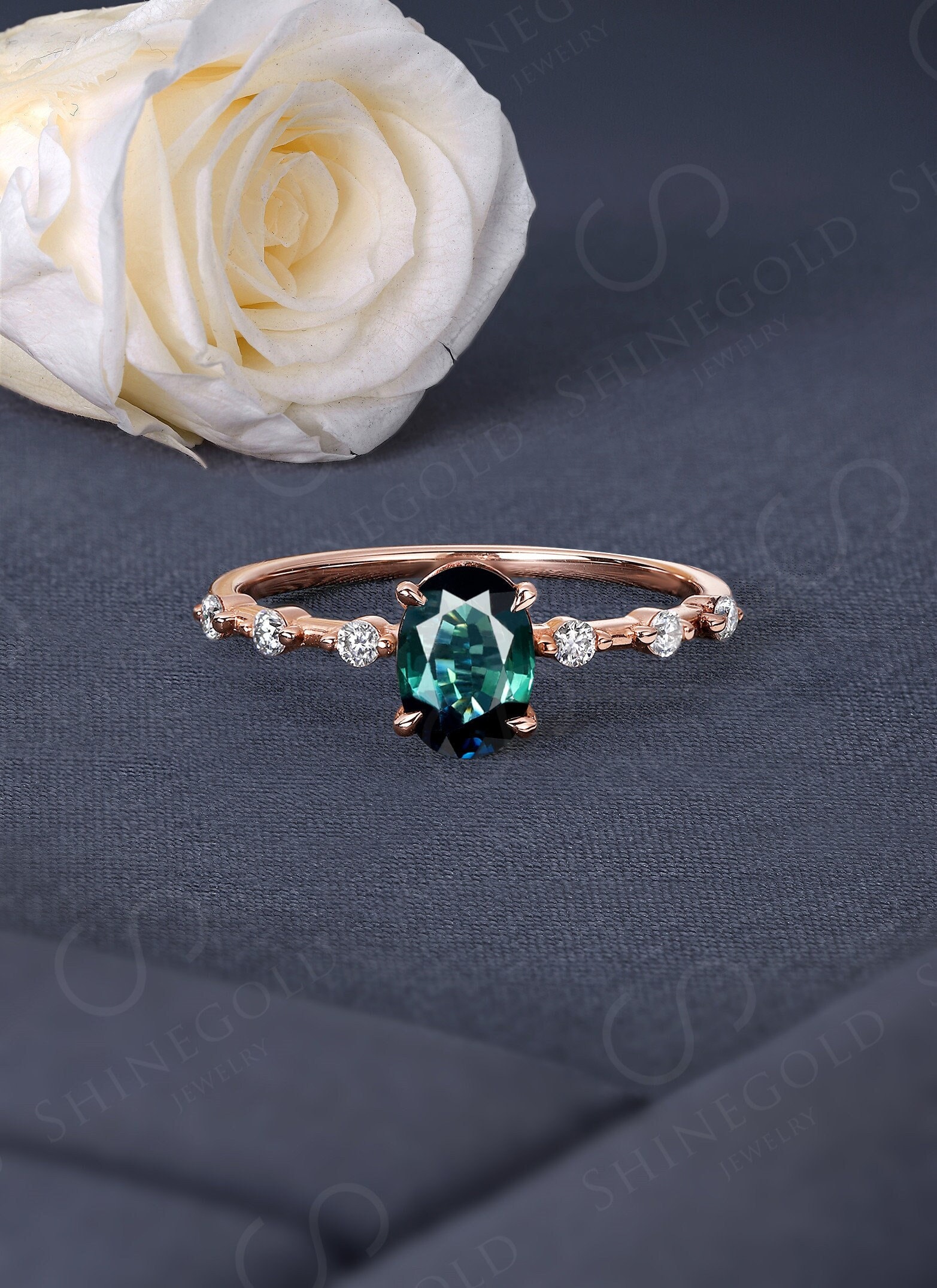 Vintage Oval Geschliffener Teal Saphir Verlobungsring Roségold Zierlicher Ehering Moissanit Diamant Art Deco Versprechen Blau Grüner Ring von BlessGem