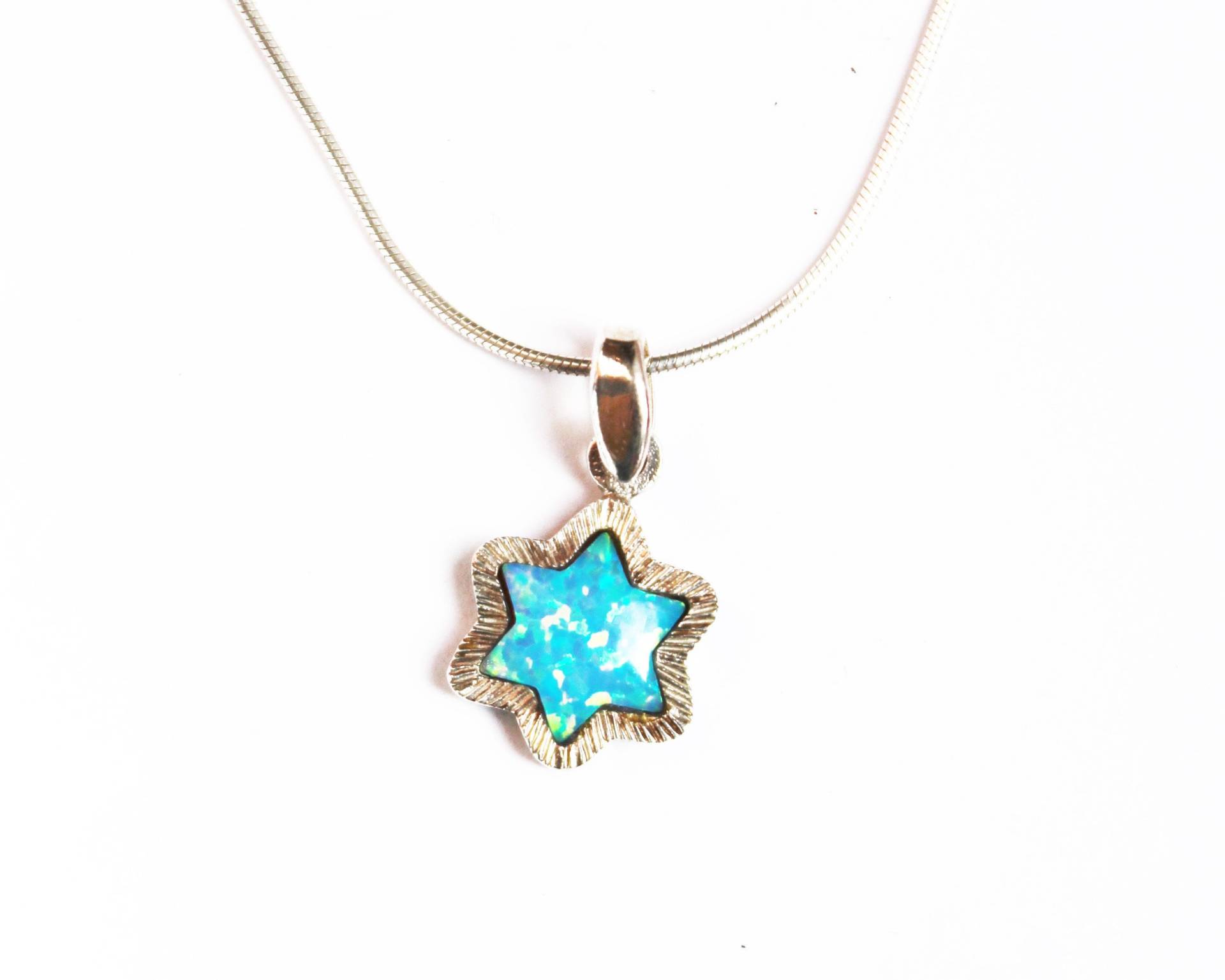 Davidstern Magenta David Opal Splitter Symbol Of Israel Israel Judaica Halskette - Kostenloser Versand Davidstern Magenta David Opal Splitter Symbol Of Israel Israel Judaica Halskette - Kostenloser Versand von BlessUArts