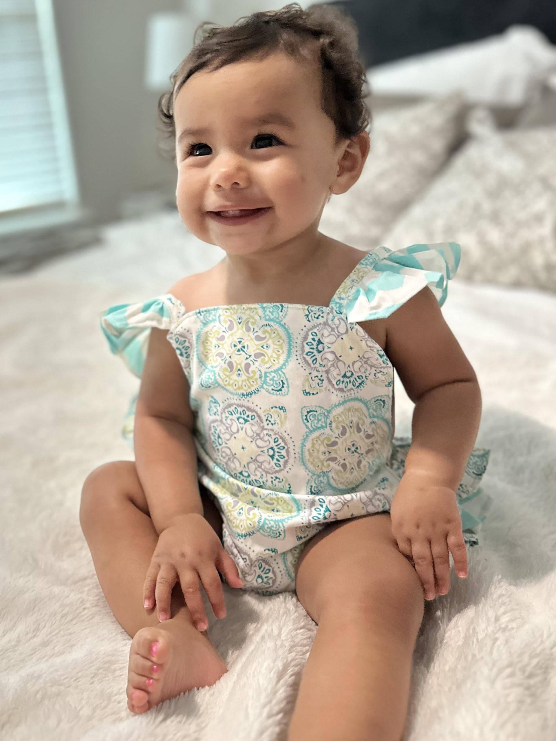 Süßer Rüschenstrampler von Blessed2BDressed