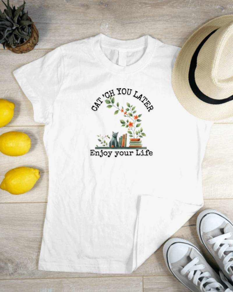 Ich Fang Dich Später, Genieße Dein Leben, Katze Sitzt Neben Büchern Und Pflanzen Dankbarkeit Natur Liebe Heavyweight T-Shirt Ich Fang Dich Später, Genieße Dein Leben, Katze Sitzt Neben Büchern Und Pflanzen Dankbarkeit Natur Liebe Heavyweight T-Shirt von BlessedFrequency