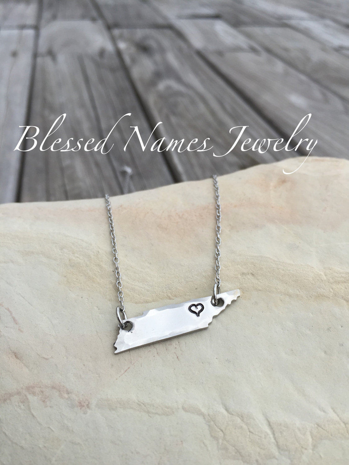 Halskette Tennessee Mit Herz Über Deiner Stadt, Vols, Knoxville, Nashville, Memphis, Chattanooga, Home, Edelstahl von BlessedNamesJewelry