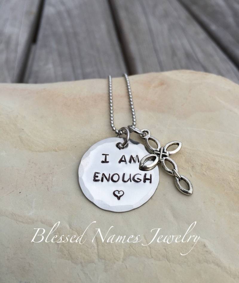 I Am Enough Halskette, Kreuz Affirmation Abschlussgeschenk, Edelstahl I Am Enough Halskette, Kreuz Affirmation Abschlussgeschenk, Edelstahl von BlessedNamesJewelry