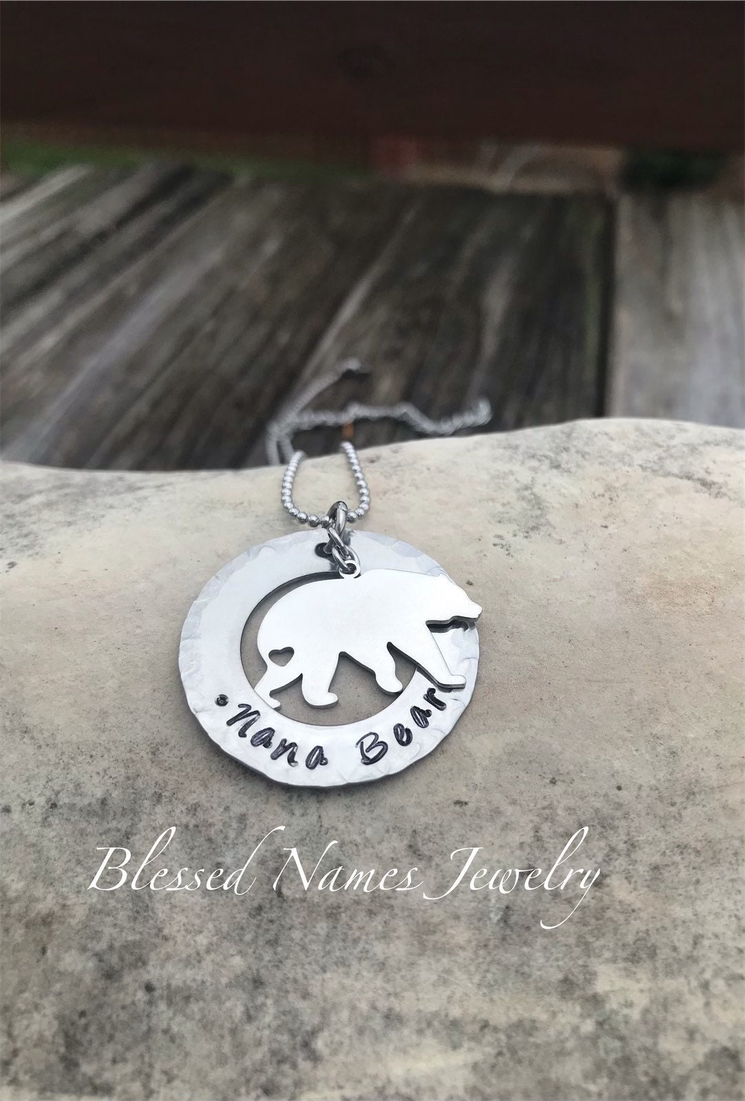 Mama Bär Halskette, Nana Bär, Neue Mutter Schmuck, Handgestempelt, Edelstahl von BlessedNamesJewelry