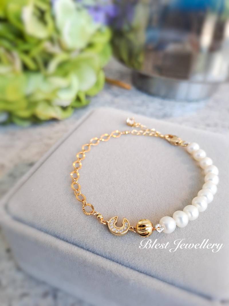 Blest Schmuck- Perlenarmband - Weiße Süßwasserperlen Armband Mit Cubic Zirkonia Braut Perlenschmuck- Schmuck Besonders Anfertigen von BlestJewellery