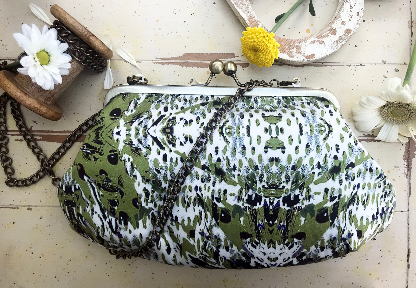 Original Weihnachtsgeschenk Für Mutter/Schwester/Freundin/Seide Gedruckt Abendtasche/Weihnachtsgeschenke Sie/Perfektes Geschenk Sie/Tier Druck von BleuetTextiles