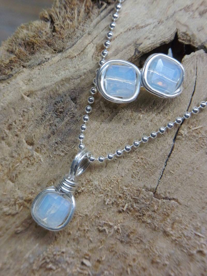 Set Ohrstecker Und Anhänger Opalith Kette Halskette Ohrschmuck Quadrat Silber Geschenke Für Sie Einzigartige Weihnachtsgeschenke von Blickfang2