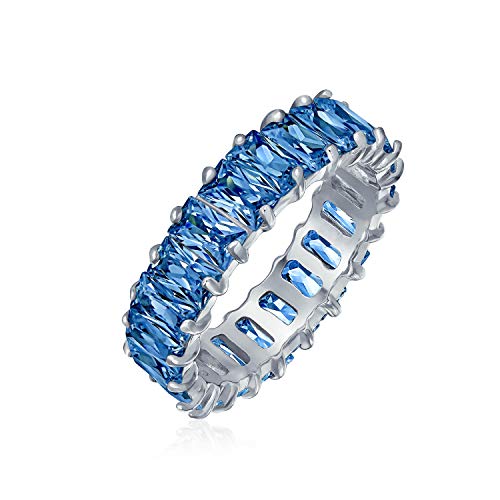 Art Deco Stil AAA CZ Smaragdschliff Blau Simuliert Saphir Zirkonia Ewigkeit Baguette Jahrestag Ehering Ring für Frauen .925 Sterling Silber 4MM von Bling Jewelry