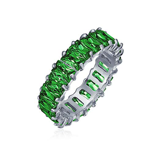 Art Deco Stil Aaa Cz Simuliert Grün Smaragd Schliff Cubic Zirconia Eternity Baguette Jahrestag Hochzeit Band Ring Für Frauen .925 Sterling Silber 4Mm von Bling Jewelry