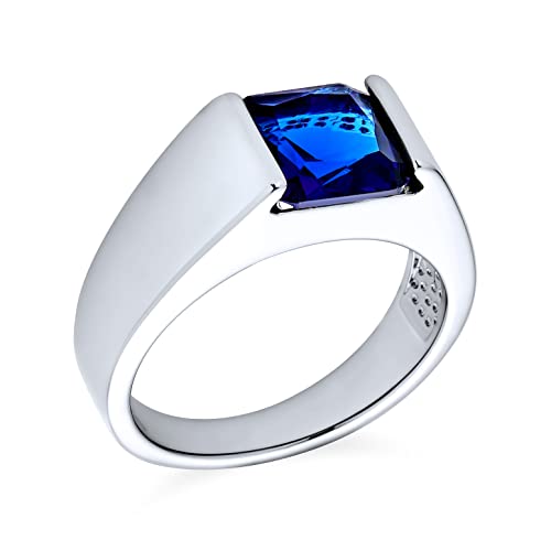 Bling Jewelry Traditioneller Unisex Personalisierter 3Ct Simulierter Blauer Saphir Aaa Cz Quadratischer Prinzessinnenschliff Solitär Herren Verlobungsring Rosay Ring Versilbert Für Männer Anpassbar von Bling Jewelry