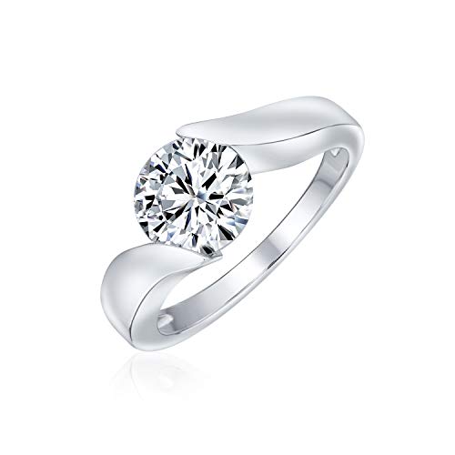 Bling Jewelry Personalisiere Moderner Geometrischer 3CT AAA CZ Tenison Set Runder Brillantschliff Solitär Verlobungsring Für Frauen .925 Sterlingsilber Breites Plain Band Personalisierbar Bling Jewelry Personalisiere Moderner Geometrischer 3CT AAA CZ Tenison Set Runder Brillantschliff Solitär Verlobungsring Für Frauen .925 Sterlingsilber Breites Plain Band Personalisierbar von Bling Jewelry