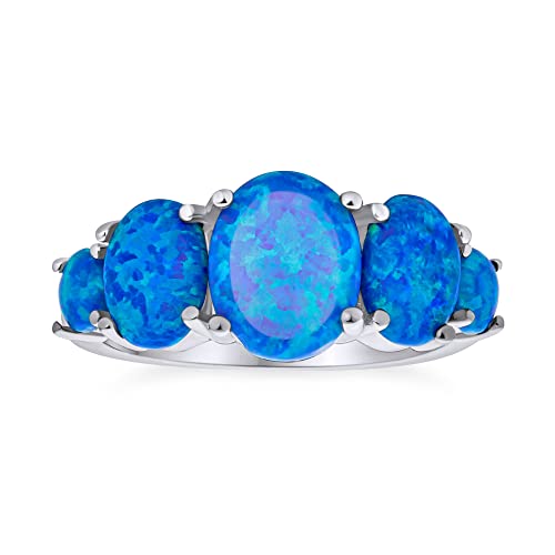 Edelstein 5 Stein Oval Blauer Synthetischer Opal Halber Ewigkeitsring für Damen .925 Sterling Silber Dünner 1MM Band Oktober Geburtsstein von Bling Jewelry
