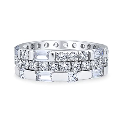 Geometrische Cubic Zirconia Aaa Cz Runde Baguette Stackable Eternity 3 Hochzeit Band Ring Set Für Frauen .925 Sterling Silber von Bling Jewelry