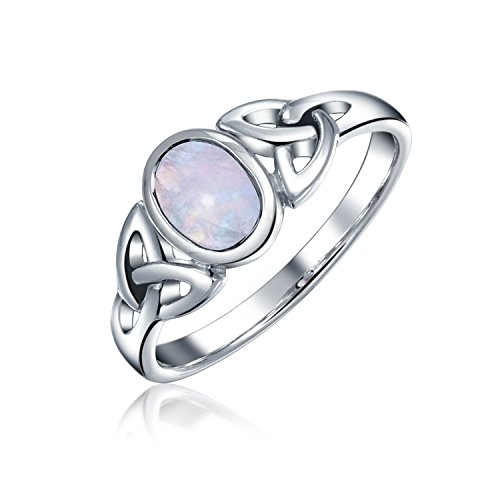 Keltische Trinity Knot Triquetra Regenbogen Mondstein Ring Für Frauen Für Teenager 1Mm Band .925 Sterling Silber Juni Geburtsstein von Bling Jewelry