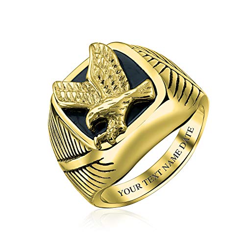 Personalisierter Großer Statement Quadratring Für Herren In Schwarz Mit Patriotischem Usa Amerikanischem Weißkopfseeadler Signet Vergoldetem Silberfarbenem Edelstahl Individuell Graviert von Bling Jewelry