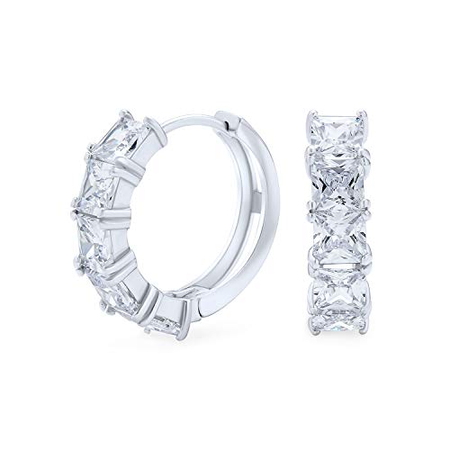 Quadratische Prinzessin-Schliff Cz Krappen-Set Kpop Huggie Hoop Ohrringe Für Frauen Und Männer Aus Zirkonia .925 Sterlingsilber von Bling Jewelry