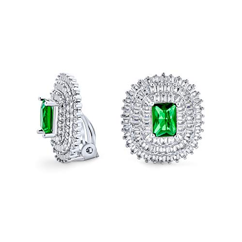 Traditioneller klassischer Art-Deco-Stil formelle Feiertagsparty Braut simulierte Smaragdschliff grüne Zirkonia dreireihige Baguette-Halo AAA CZ Ohrstecker Clip-On-Ohrringe für Frauen Hochzeit nicht von Bling Jewelry