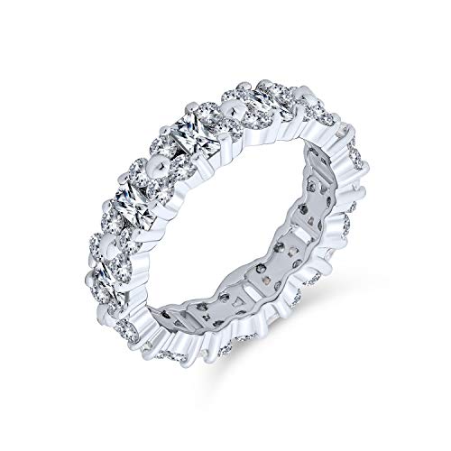 Bling Jewelry Zeitloser Zirkonia AAA CZ abwechselnd runder & Baguette-Blumen-Jahrestag-Ewigkeits-Ehering für Frauen .925 Sterlingsilber von Bling Jewelry