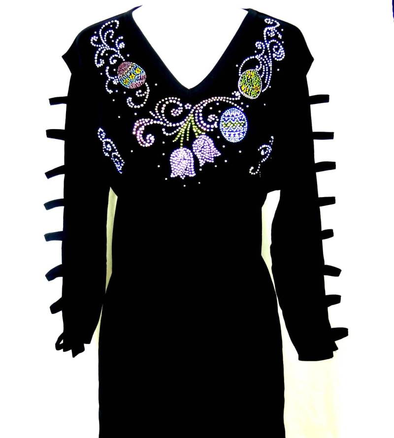 Hand Verschönert A-Line Tunika Leiter Ärmel Strick Top Strass & Nieten Frühling Zeit Osterei Tulpe Blumenmuster Größen S Bis Größe 3x Hand Verschönert A-Line Tunika Leiter Ärmel Strick Top Strass & Nieten Frühling Zeit Osterei Tulpe Blumenmuster Größen S Bis Größe 3x von BlingBlingFashions