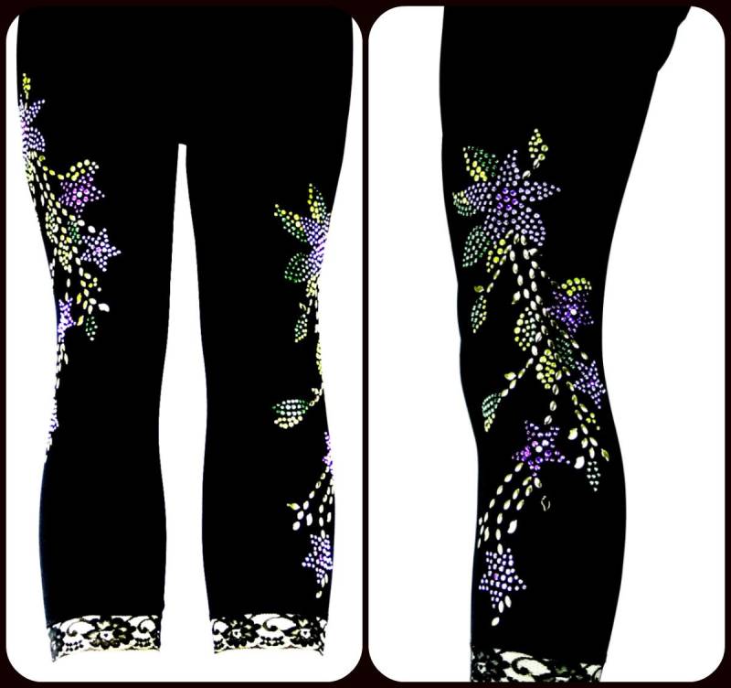 Normale Größe Capri Länge Spitze & Schlichte Manschetten Leggings Verzierung Strass Lila Stern Blumen Design Normale Größe Capri Länge Spitze & Schlichte Manschetten Leggings Verzierung Strass Lila Stern Blumen Design von BlingBlingFashions