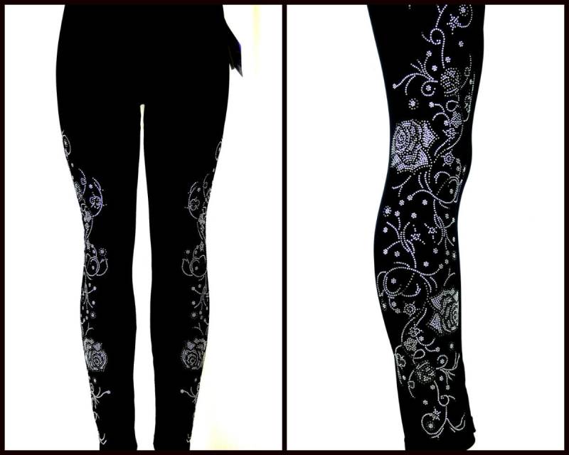 Normale Größe in Voller Länge Leggings Verschönert Strass Anhänger Silber Grau Rosen Und Ranken Design Normale Größe in Voller Länge Leggings Verschönert Strass Anhänger Silber Grau Rosen Und Ranken Design von BlingBlingFashions