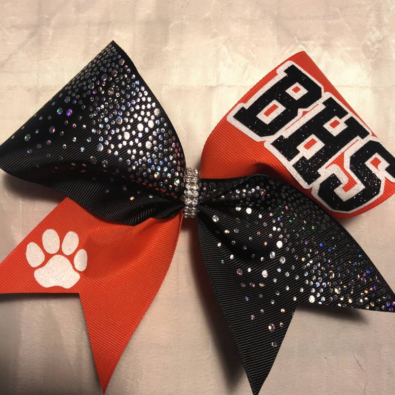 Cheer Bow Custom School - Name Schwarz Ripsband Silber Holographic Punkte Strass Mitte Ihre Buchstaben Katzenpfote -Alle Farben Orange Cheer Bow Custom School - Name Schwarz Ripsband Silber Holographic Punkte Strass Mitte Ihre Buchstaben Katzenpfote -Alle Farben Orange von BlingItOnCheerBowz