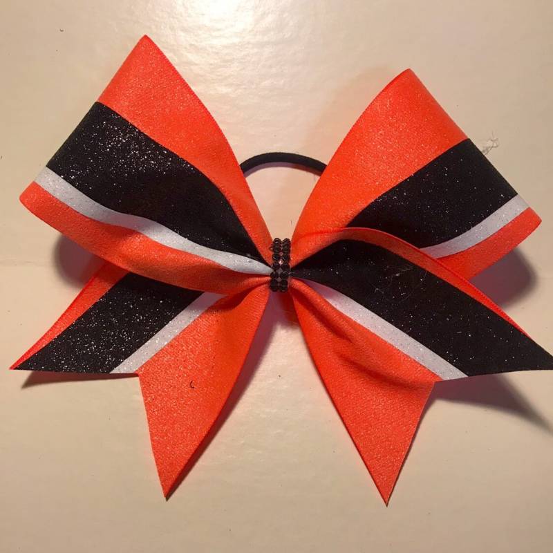 Cheer Bow Neon Orange, Schwarz Und Weiß - Alles Glitzert Mit Strass-Mitte Bows Von Blingitoncheerbowz Kann Ich in Jeden Farben Machen Cheer Bow Neon Orange, Schwarz Und Weiß - Alles Glitzert Mit Strass-Mitte Bows Von Blingitoncheerbowz Kann Ich in Jeden Farben Machen von BlingItOnCheerBowz
