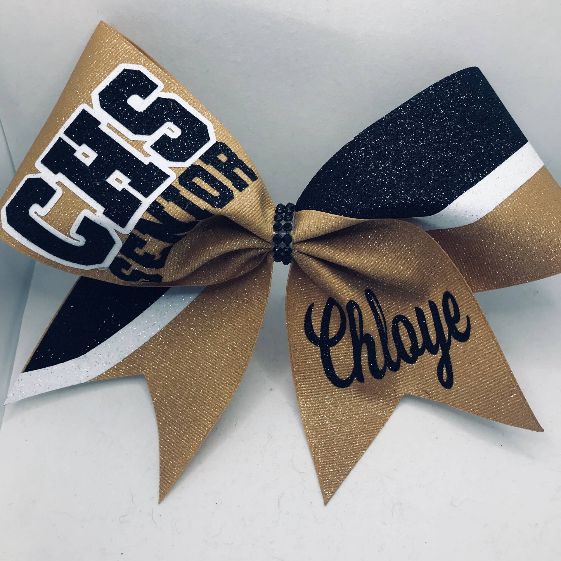 Cheer Bow in Ihren Farben Individuelle Ihre Schul - Und Senior/Maskotten Team Bögen Vegas Gold Schwarz Glitzer Senior Cheer Bow in Ihren Farben Individuelle Ihre Schul - Und Senior/Maskotten Team Bögen Vegas Gold Schwarz Glitzer Senior von BlingItOnCheerBowz