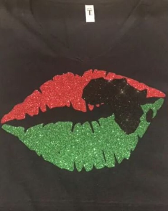 Afrika Lippen Bling T-Shirt von BlingOverEverything