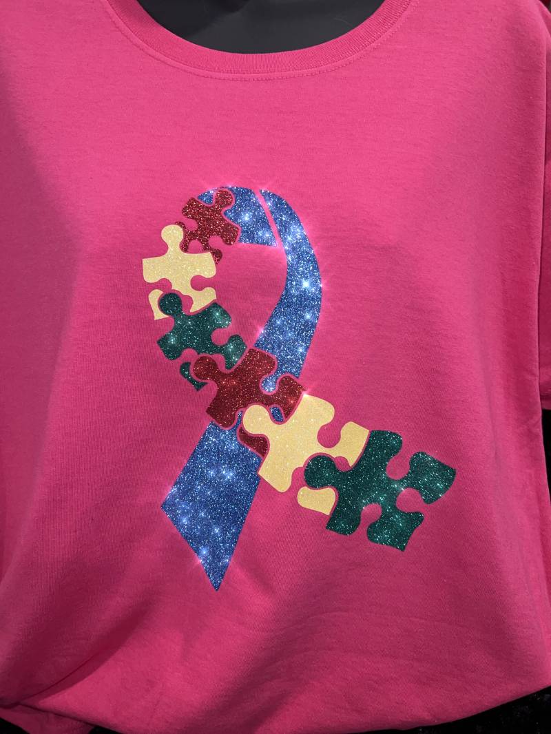 Autismus Bewusstsein Bling Shirt von BlingOverEverything