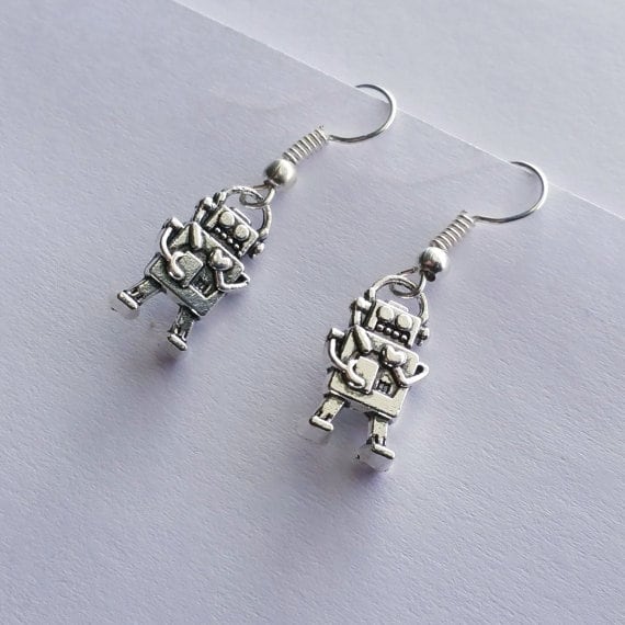 Roboter Ohrringe, Herz Silber Sci-Fi Techie Schmuck, Geeky Modeschmuck, Unikat von BlingSparkleShineLtd