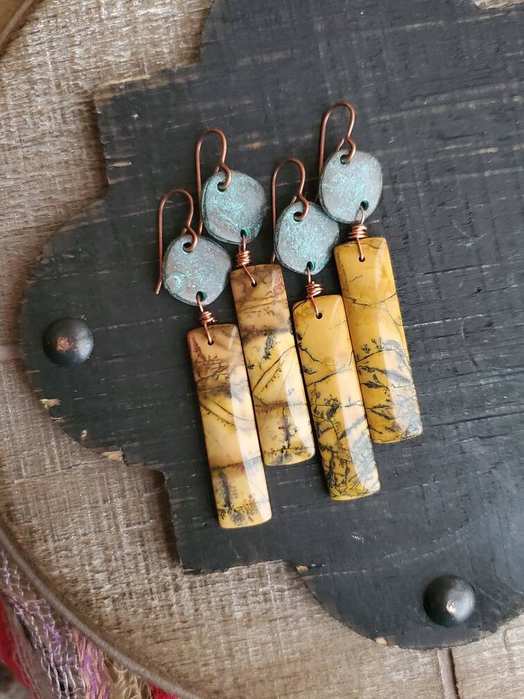 Jaspis Ohrringe Mit Verdigris Verbindern von BlissandBloomStudio