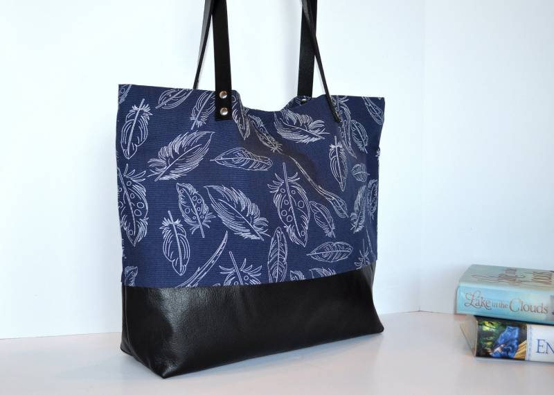 Marine Feder Canvas Und Leder Tragetasche in Schwarzem Leder, Leder-Griff-Schultertasche von BlissfulThingsbyLani