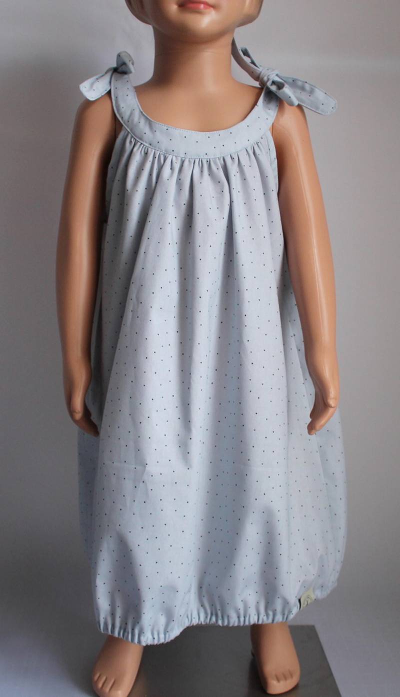Baumwollkleid - Sommerkleid Trägerkleid Gepunktet Mit Bindeträgern Hellgrau von BlitzIdee24