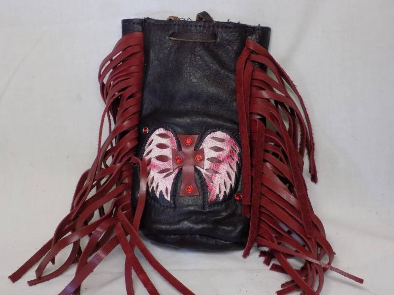 Roten Motorrad Geldbörse Mit Kreuz Und Flügel von BlondinaBigTruck