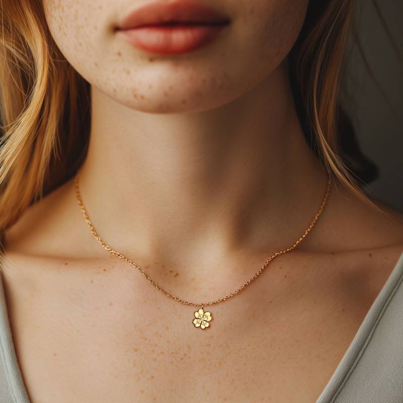 Grosse 24K Gold Filled Kleeblatt-Halskette Zierlicher Kleeblatt-Anhänger von BloobleeJewelry