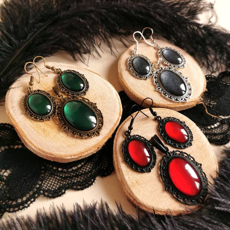 Anhänger Ohrringe Wunschfarbe Mit Glänzenden Glassteinen in Silber Bronze Schwarz Als Ovales Schmuckset Geburtstagsgeschenk von BloodyBrilliants