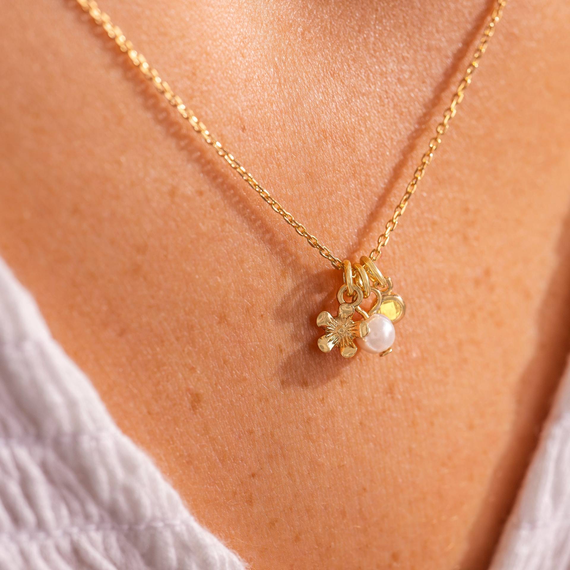 Mikroblume, Perle Und November-Geburtsstein-Charm, Personalisierte Halskette Blumenschmuck Geschenk Für Sie Geburtstagsgeschenk Bloom Boutique von BloomBoutiqueUK