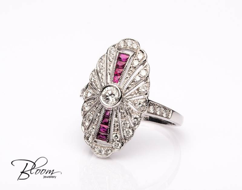 Art Deco Ring Vintage Rubin Weiß Gold Diamant Natur Blüte Schmuck von BloomDiamonds
