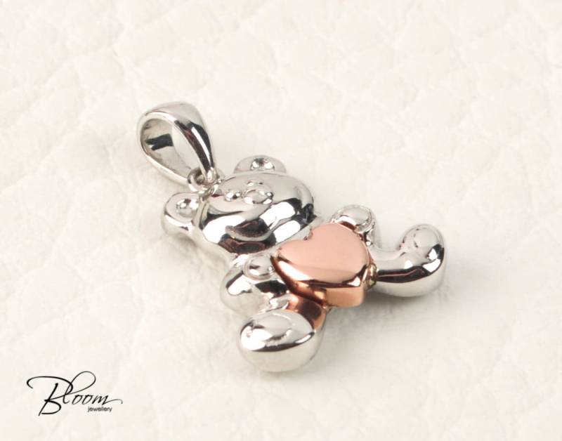 Goldbär Anhänger 14K Solid Gold Kleines Mädchen Halskette Bloomdiamonds von BloomDiamonds