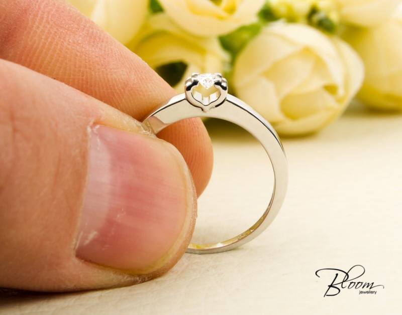 Herz-Verlobungsring 18K Weißgold Echtdiamant Bloomdiamonds von BloomDiamonds