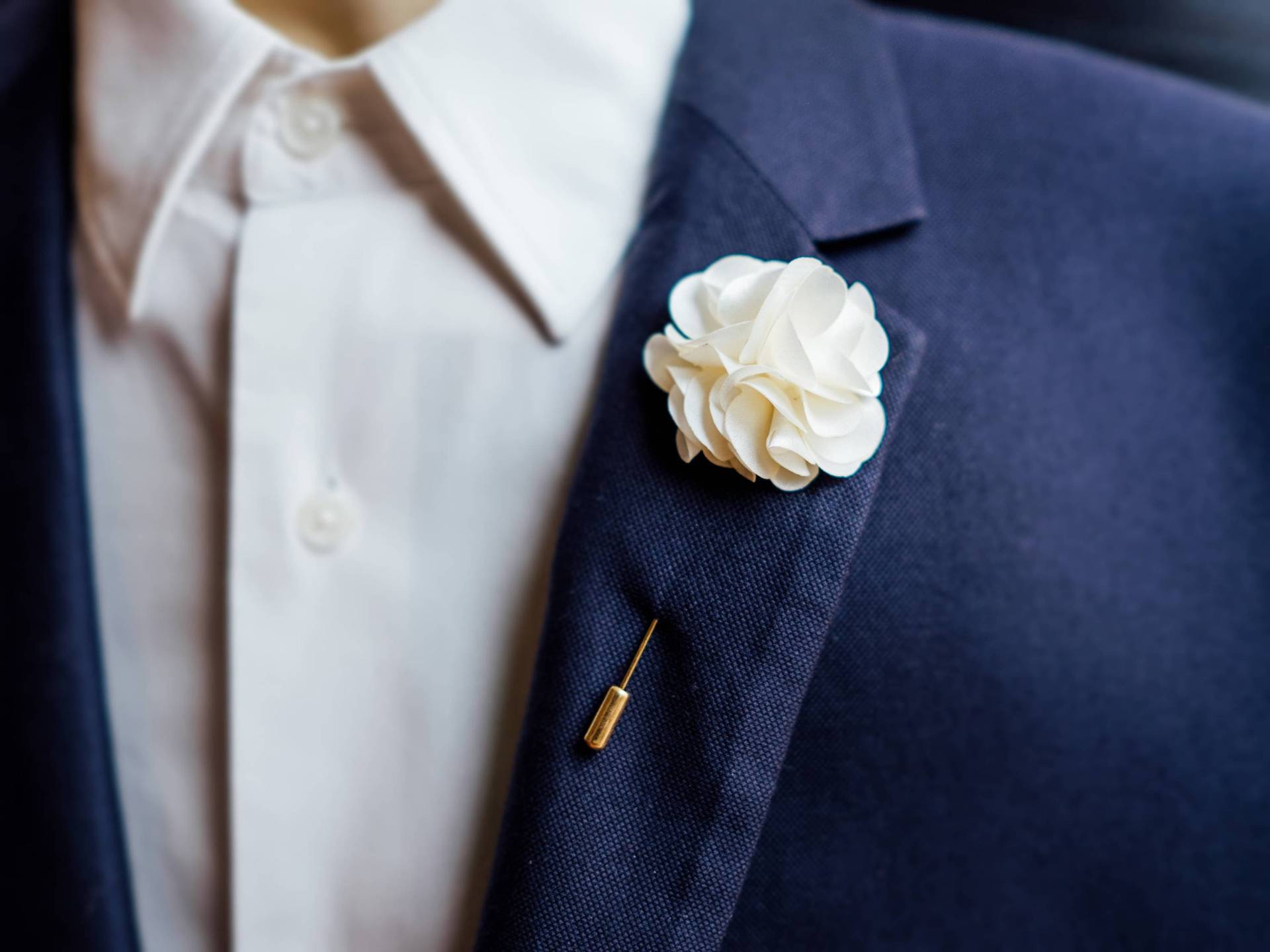 Blumen-Anstecknadel in Vielen Farben, Herren-Anzug-Brosche, Hochzeits-Anstecknadel, Nadel-Brosche, Rüschen-Anstecknadel, Blumen-Boutonniere von BloomLapelPins