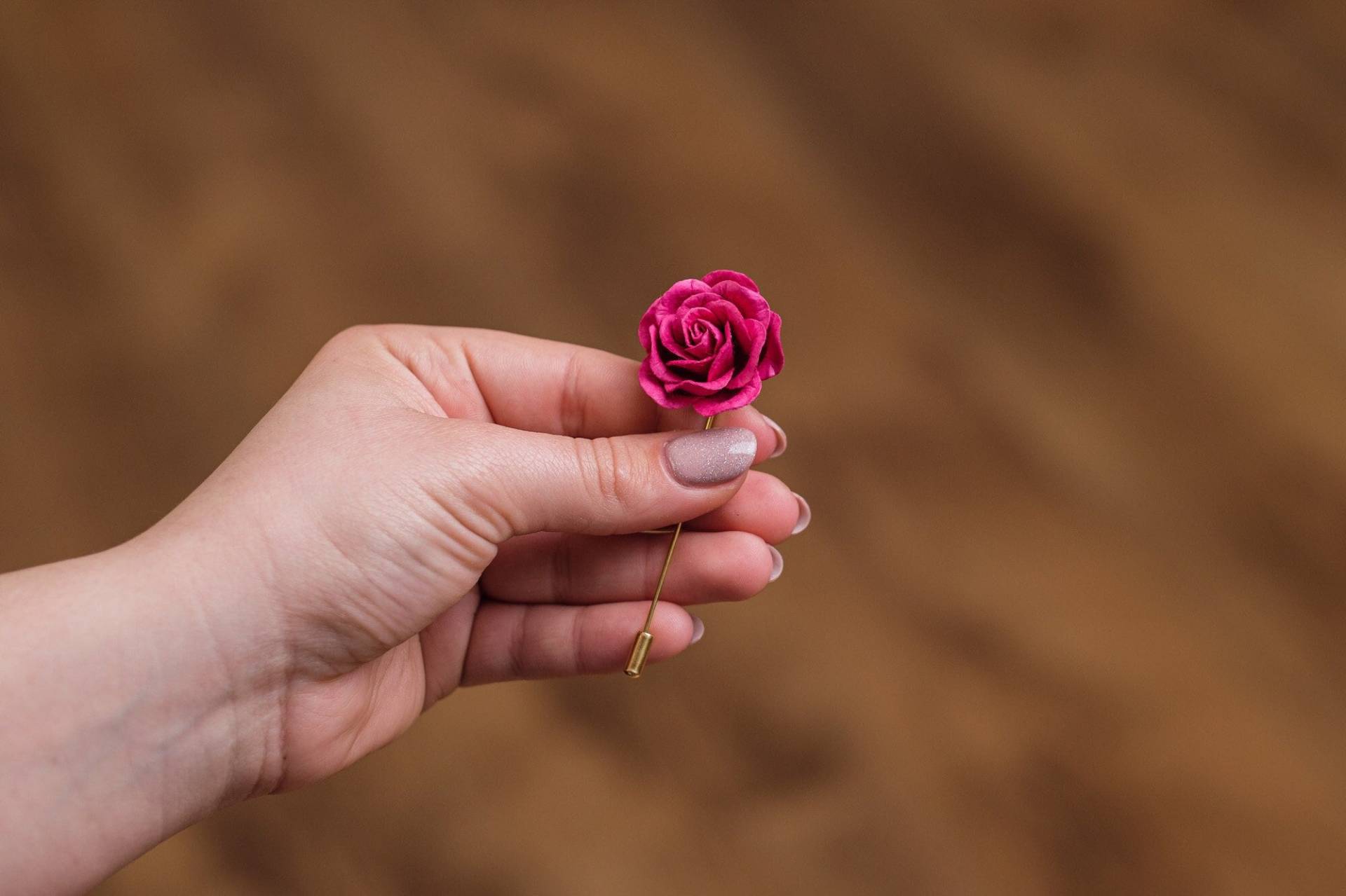 Elegante Blühende Helle Fuchsia Rose Pin Für Hochzeitsgäste, Einzigartige Herren Anzugaccessoires, Revers Stick Mit Blume, Magnet Anzug Elegante Blühende Helle Fuchsia Rose Pin Für Hochzeitsgäste, Einzigartige Herren Anzugaccessoires, Revers Stick Mit Blume, Magnet Anzug von BloomLapelPins