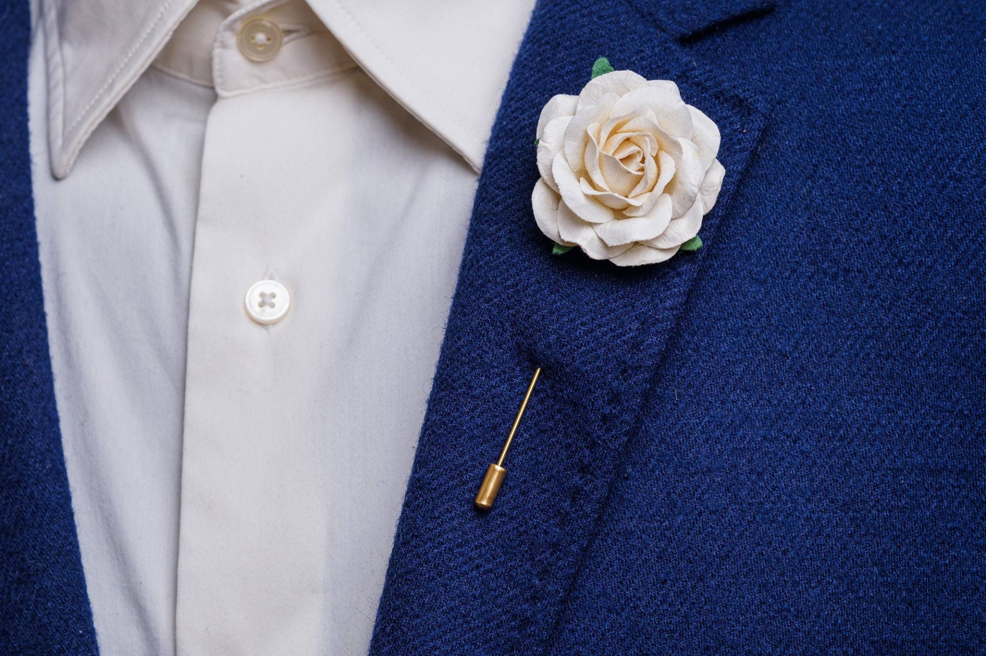 Große Rose Brosche Für Männer, Hochzeit Gast Anstecknadel, Trauzeugen Knopfloch, Männer Geschenk von BloomLapelPins