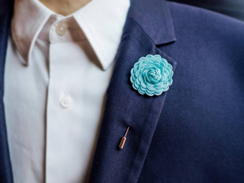 Hellblaue Revers Blume Anstecknadel, Große Hochzeitsanstecknadel, Männer Anzug Brosche, Formelle Accessoires Für Ihn, Swirl Curly Gerbera Geschenk Hellblaue Revers Blume Anstecknadel, Große Hochzeitsanstecknadel, Männer Anzug Brosche, Formelle Accessoires Für Ihn, Swirl Curly Gerbera Geschenk von BloomLapelPins
