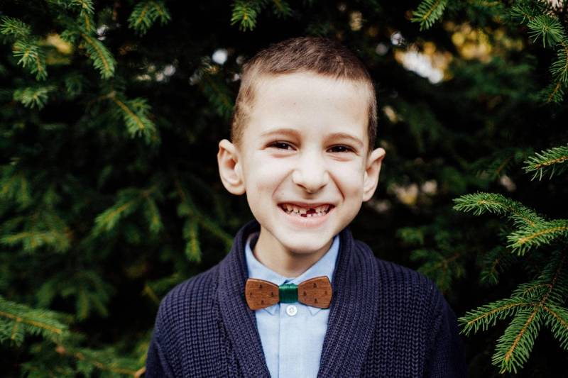 Kleine Holzfliege Mit Kiefer Design - Gravur Option Mini Fliege Für Frauen Oder Kinder Holz Liebhaber Geschenk von BloomLapelPins