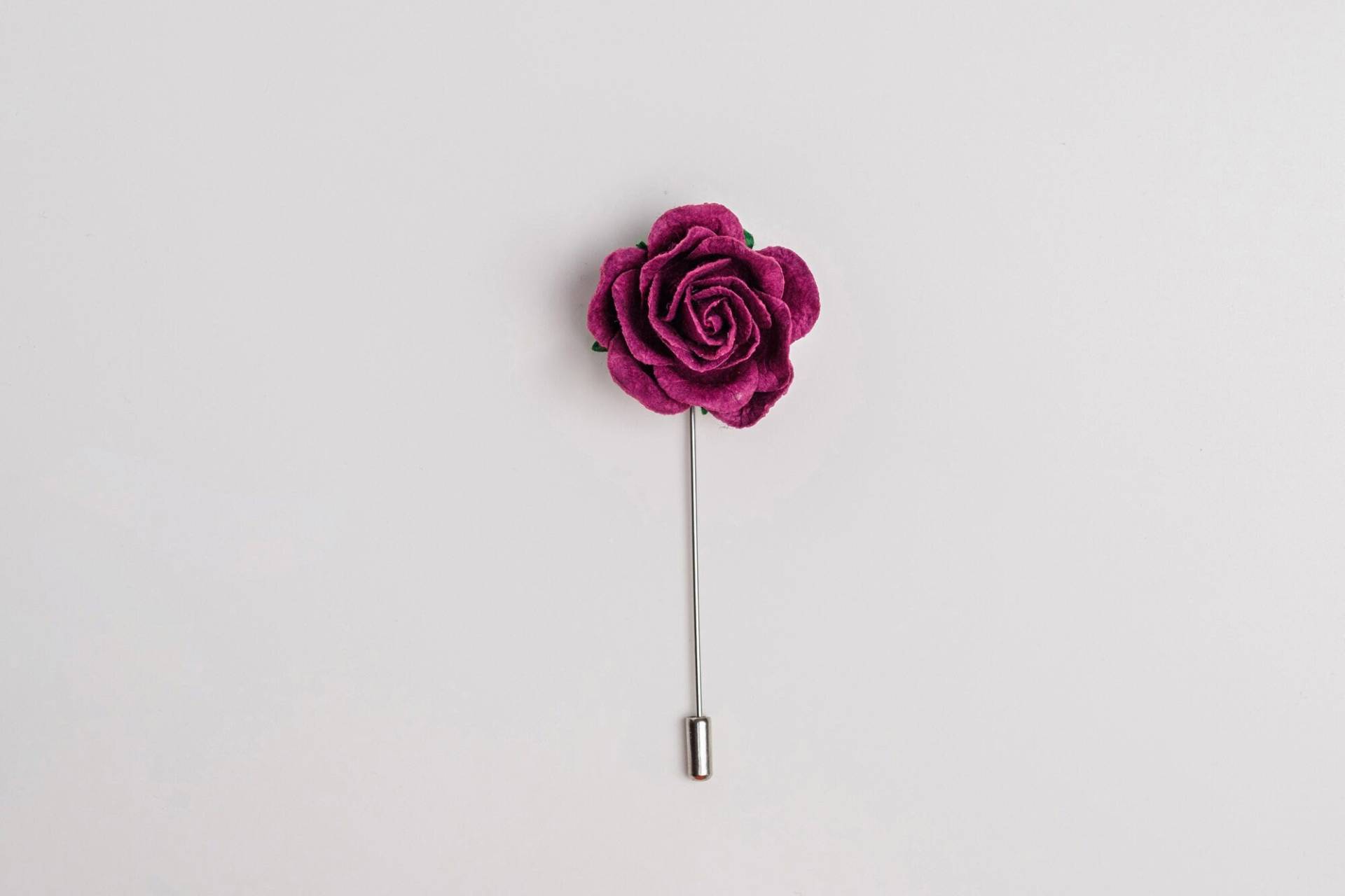 Pflaume Hochzeits-Anstecknadel, Rose Boutonniere, Elegantes Anzugzubehör Für Männer, Usher-Anstecknadel, Geschenk Papa, Ringträger-Brosche von BloomLapelPins