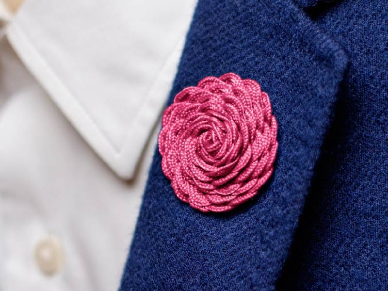 Rosa Boutonniere, Herren Zubehör Revers, Anzug Blume, Revers Pin Männer, Blumen Knopfloch, Groomsmen Geschenk, Anstecknadel, Geschenk Für Ihn von BloomLapelPins