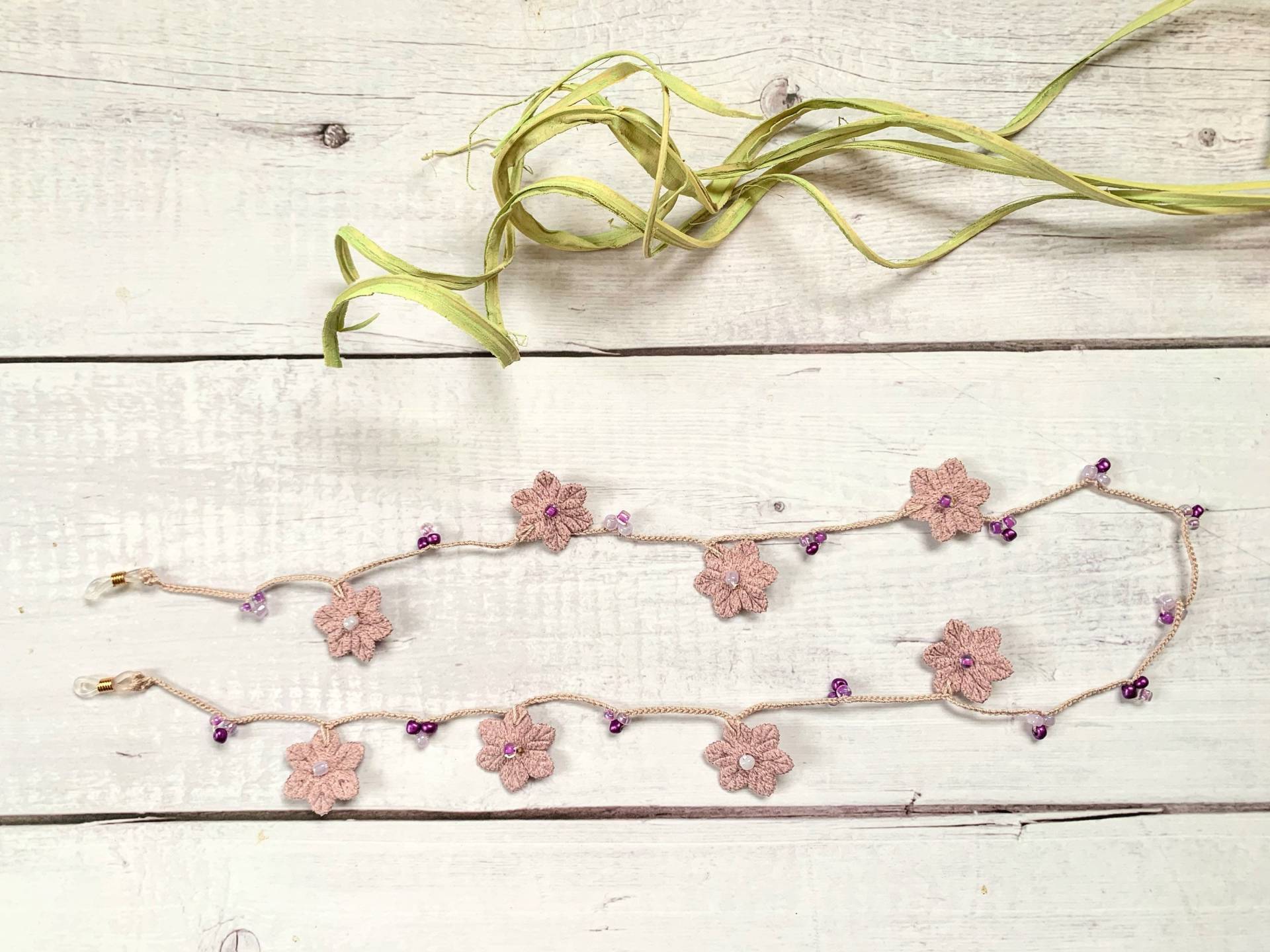 Brillenkette Mit Blumen/Florale Brillenhalter Halskette Schlüsselband Für Lesebrillen von BloomingSpringDesign