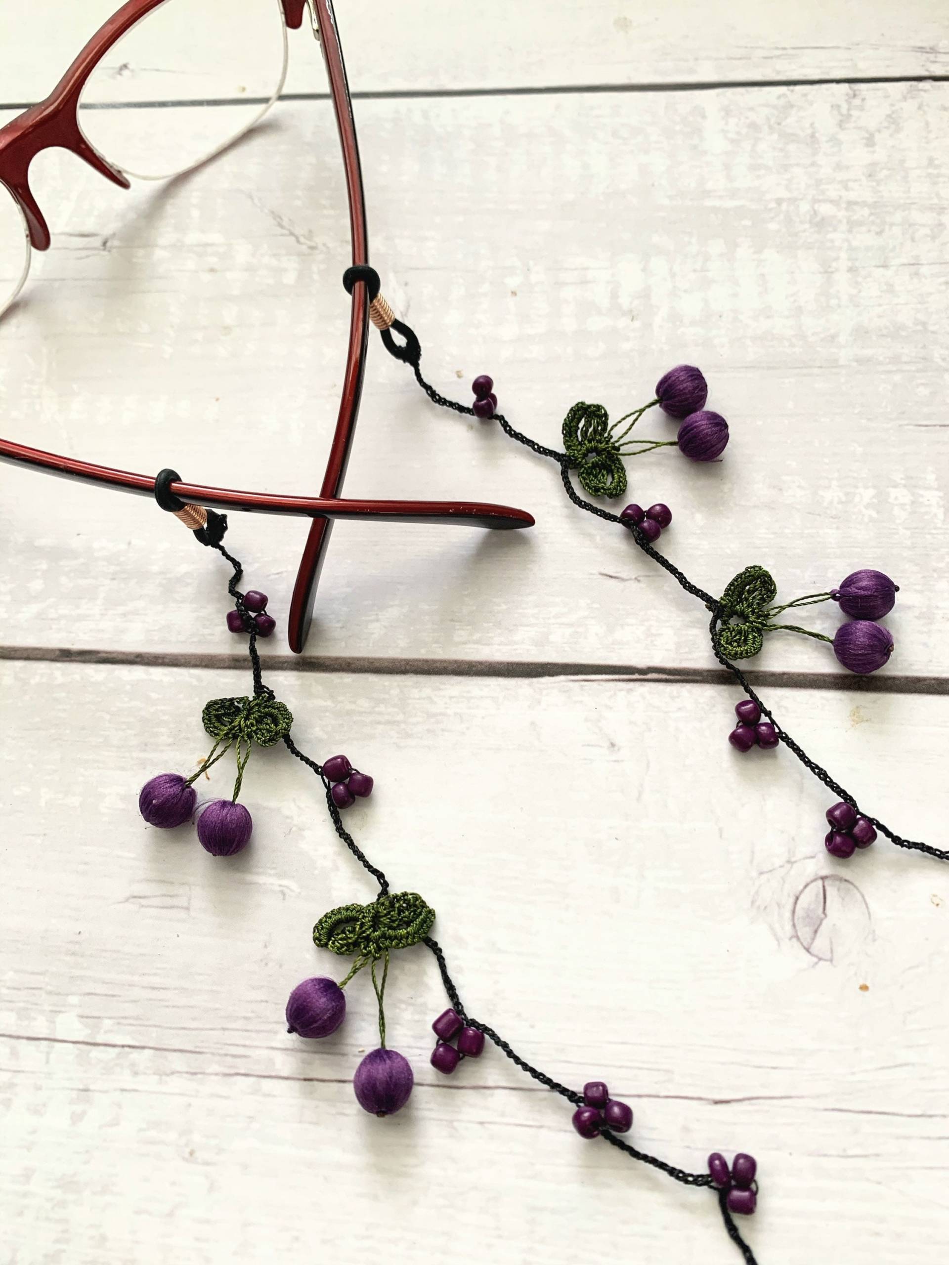 Purple Berry Brillenkette/Damen Brillenband Für Lesebrillen Purple Berry Brillenkette/Damen Brillenband Für Lesebrillen von BloomingSpringDesign