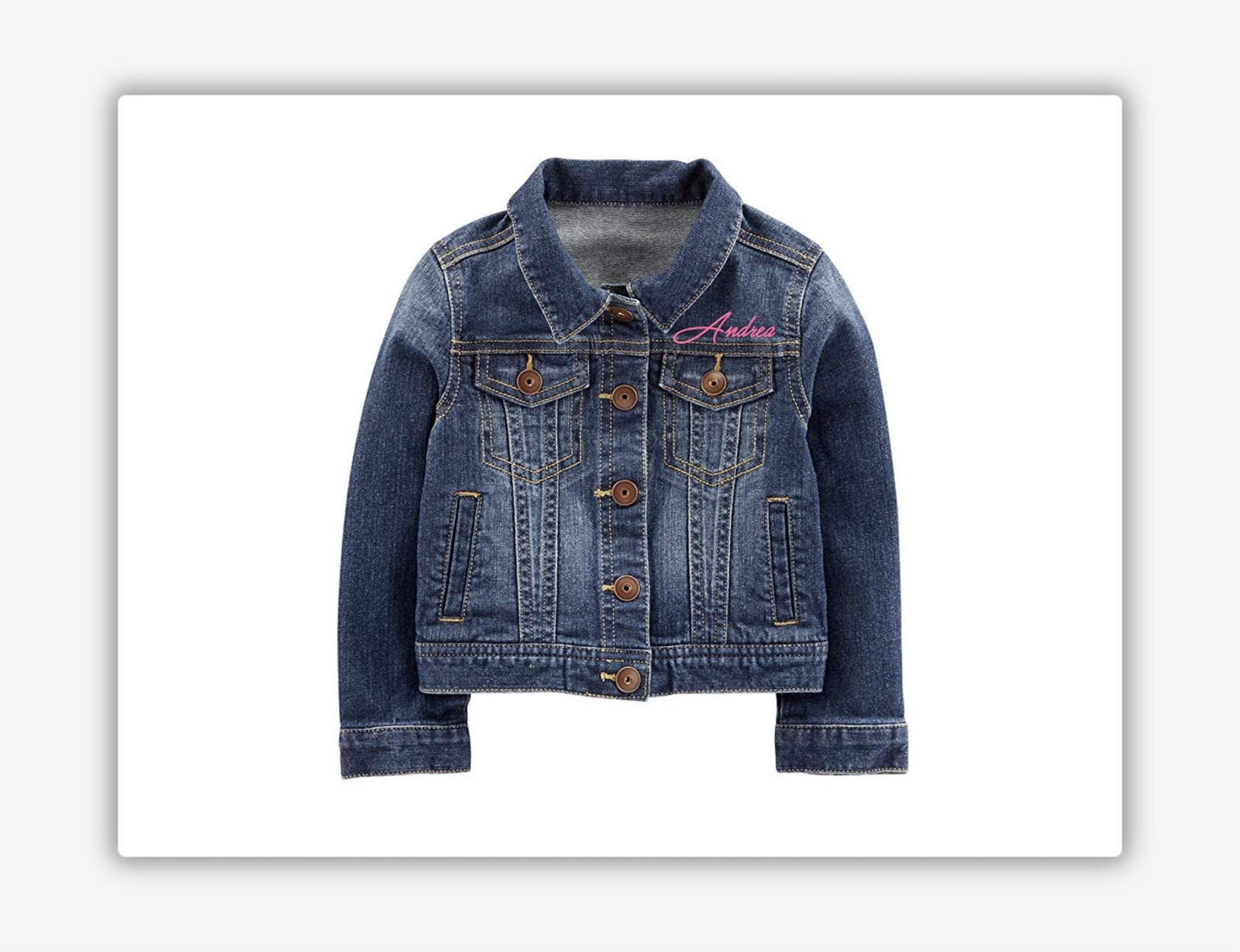 Kids Bestickte Denim-Jacke Personalisierte Button-Up-Blaue Jeansjacke Benutzerdefinierte Für Kinder Benutzerdefinierter Text Gestickter Namensmantel von BlossomButtercupShop